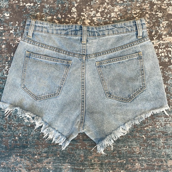 LITZ BY UNIQ Darling Crystal Daisy Dukes Denim Distressed Shorts Size S/27” - Picture 6 of 9